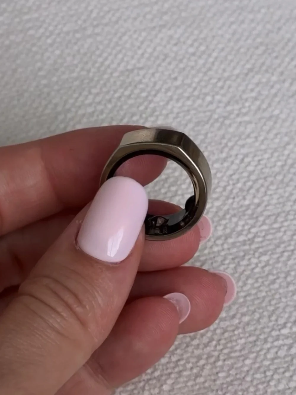 Oura Ring Gen 3 Heritage Smart Ring - Gold